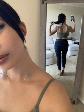 Full leaked Theanvu page private photo