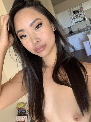 Full leaked Theanvu private photo