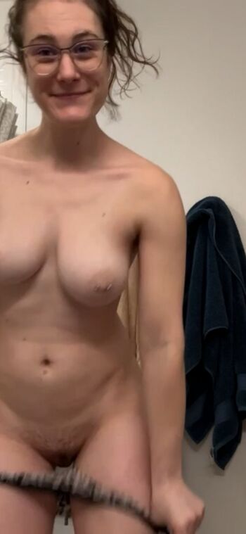 Full leaked Theaveryoconner private photo