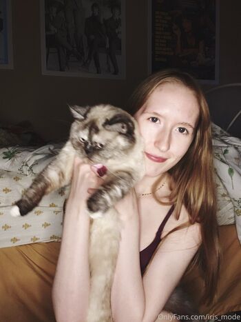 Full leaked Thebunnyiris private photo
