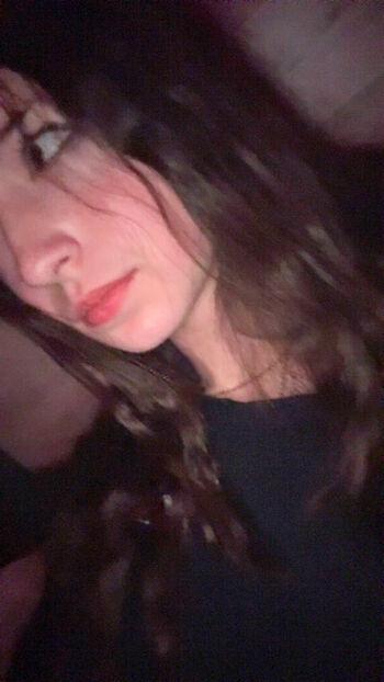Full leaked Thehoneybeee private photo