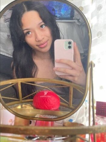 Full leaked Theluvmia private photo