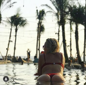 Full leaked Theonlyblondeone private photo