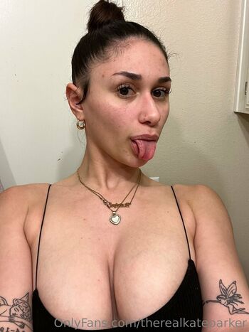 Full leaked Therealkateparker private photo