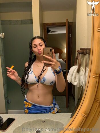 Full leaked Therealkateparker private photo
