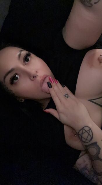 Full leaked Therealsaintcecilia private photo
