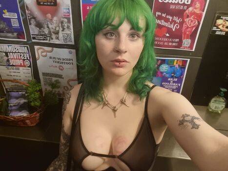 Full leaked Thereisnobeth private photo