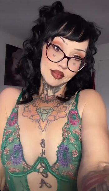 Full leaked Thglifegrl private photo