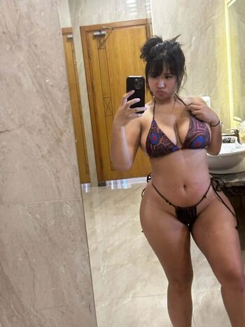 Full leaked Thick asian women page private photo