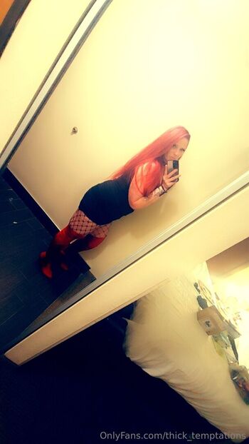 Full leaked Thick temptations private photo