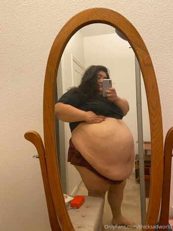 Full leaked Thicksadworld page private photo