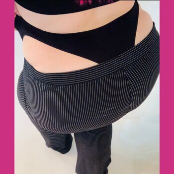 Full leaked Thighsalot private photo