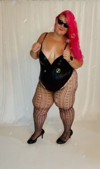 Full leaked Thighsalot private photo