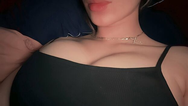 Full leaked Thinkvaleria private photo