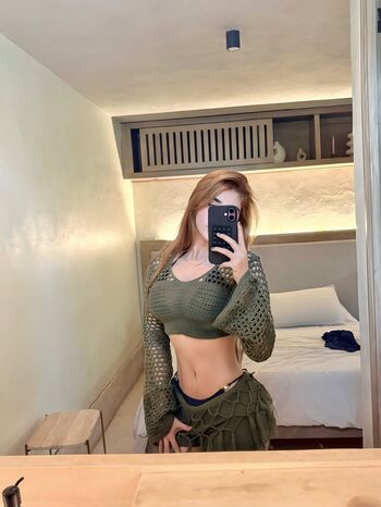 Full leaked Thinkvaleria private photo