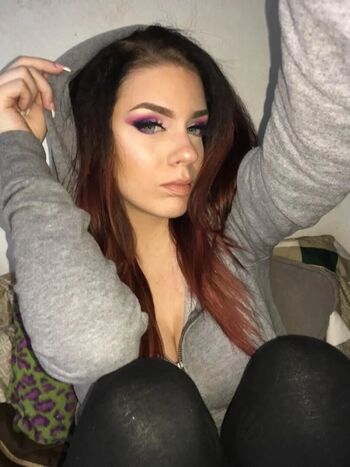 Full leaked Thizzlecow page private photo