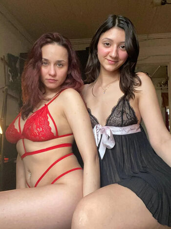 ThreeSadGirls