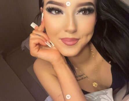Full leaked Tia private photo