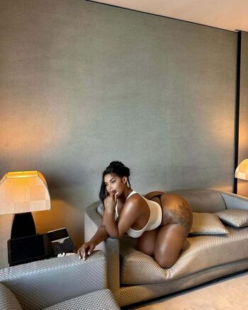 Full leaked Tinah bae page private photo