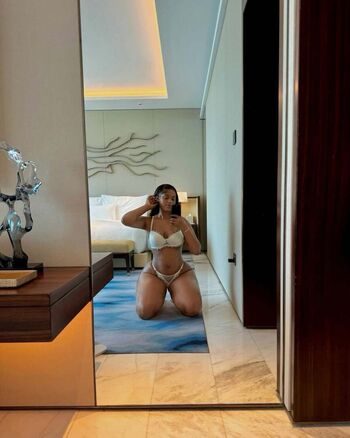 Full leaked Tinah bae private photo