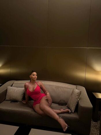 Full leaked Tinah bae private photo