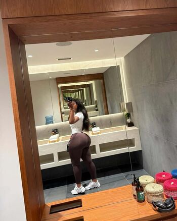 Full leaked Tinah bae private photo