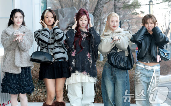 tiny.pretty.j
