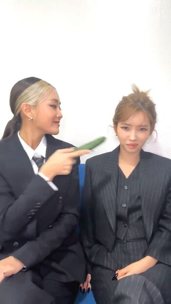 tiny.pretty.j