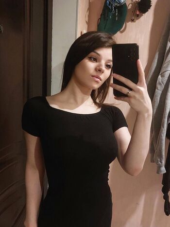 Full leaked Tiny snoozie private photo