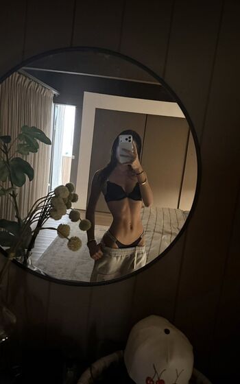 Full leaked Tinyells private photo