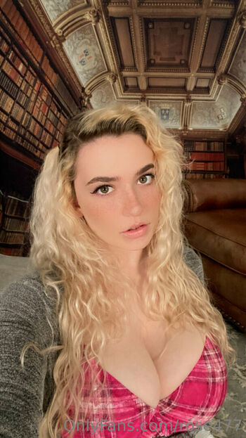 Full leaked Tinysadrose page private photo