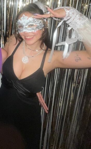 Full leaked Tiptoe tingles private photo