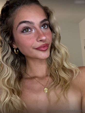 Full leaked Titigirlyy private photo