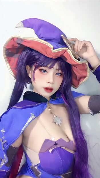 Full leaked Tobeliie private photo