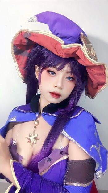 Full leaked Tobeliie private photo