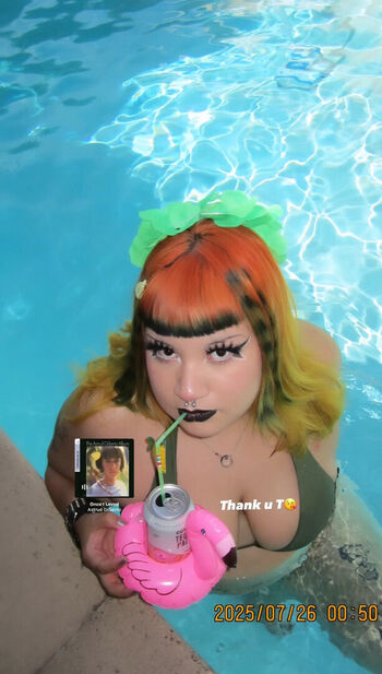 Full leaked Toeinurbutt private photo