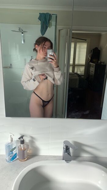 Full leaked Tomhoppusdelonge private photo