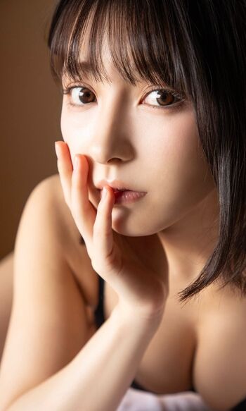 Full leaked Toomi page private photo