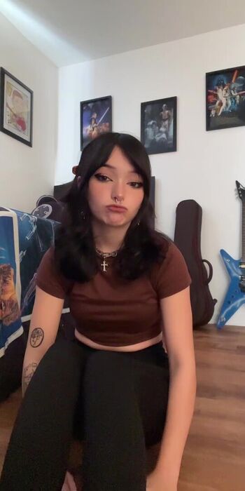 Full leaked Toothresin private photo