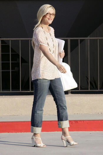 Full leaked Tori spelling private photo