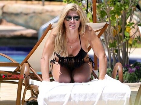 Full leaked Torrie wilson page private photo