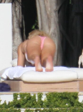 Full leaked Torrie wilson private photo