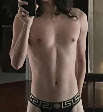 Full leaked Treytheexplainer private photo
