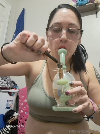 Full leaked Trippykoala private photo