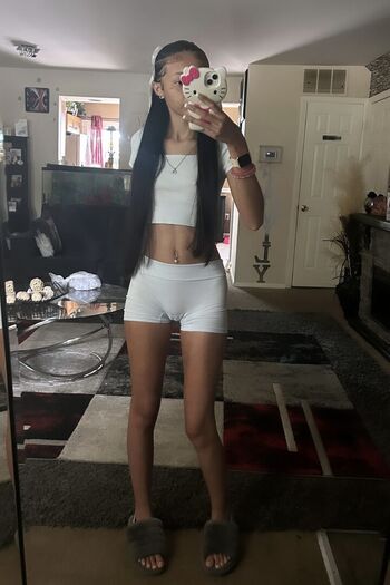 Full leaked Trixy bby private photo