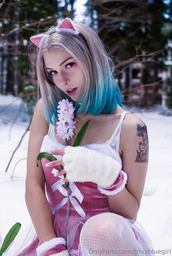 Full leaked Trixy blue page private photo