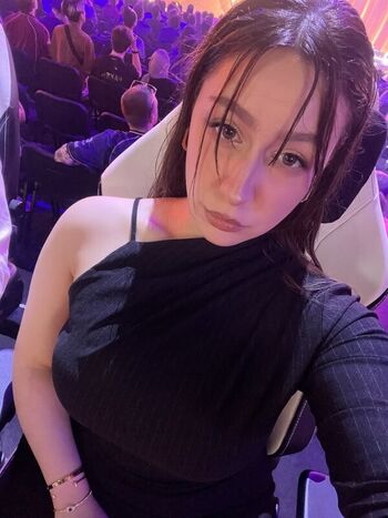 Full leaked Troubleinc private photo