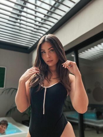 Full leaked Tslanaxoxo private photo