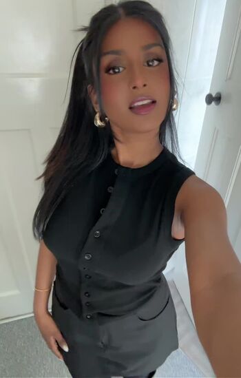 Full leaked Tulsi private photo