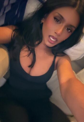 Full leaked Tulsi private photo